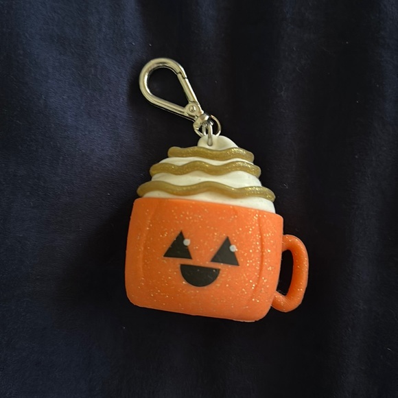Bath & Body Works Other Bath And Body Works Pumpkin Spice Antibacterial Holder Poshmark